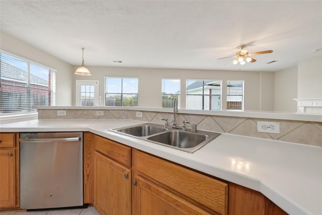 16639 Village View Trail, Sugar Land, TX 77498