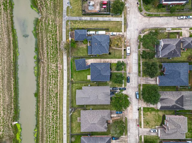 16639 Village View Trail, Sugar Land, TX 77498