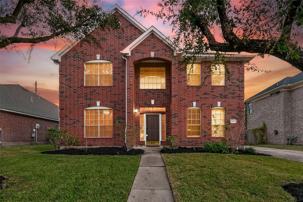 16639 Village View Trail, Sugar Land, TX 77498