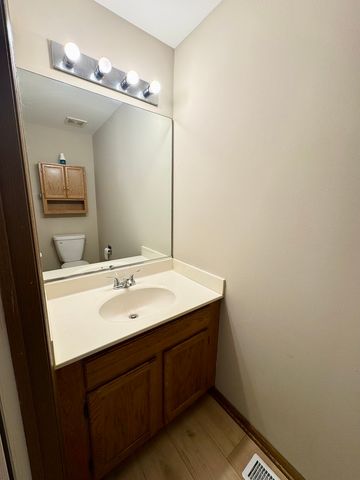 13749 S Kendall Drive, Plainfield, IL 60544