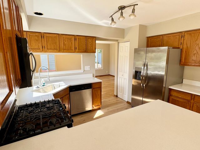 13749 S Kendall Drive, Plainfield, IL 60544