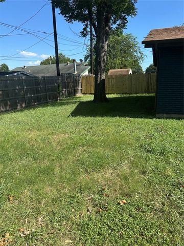 3508 Foxcroft Street, Irving, TX 75062