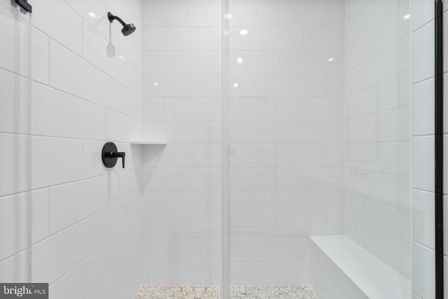 4253 MANOR DR, Marshall, VA 20115