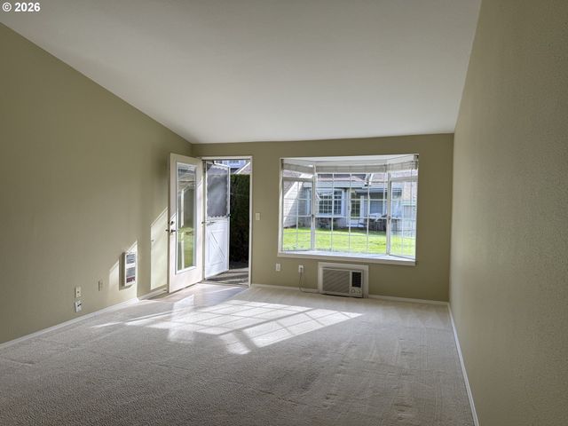 13775 Sw Scholls Ferry Rd Sw 11, Beaverton, OR 97008