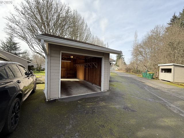 13775 Sw Scholls Ferry Rd Sw 11, Beaverton, OR 97008