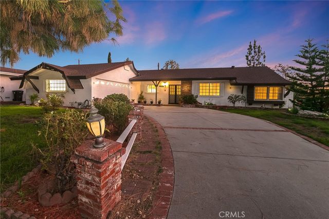 22022 Malden Street, West Hills, CA 91304