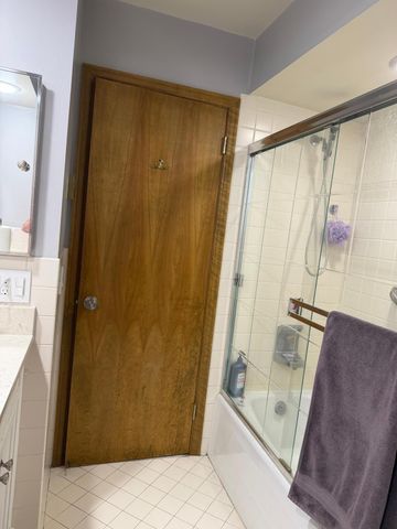 6300 Xerxes Avenue S 24, Edina, MN 55423