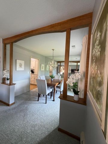 6300 Xerxes Avenue S 24, Edina, MN 55423