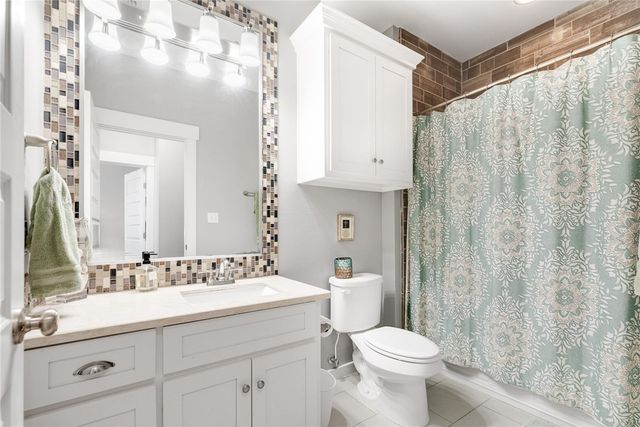 14890 Granada Dr 303, Corpus Christi, TX 78418