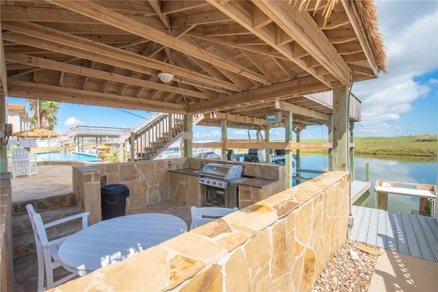 14890 Granada Dr 303, Corpus Christi, TX 78418