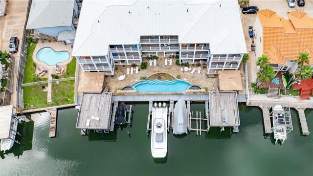14890 Granada Dr 303, Corpus Christi, TX 78418