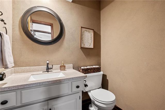 1402 Colony Drive, Kearney, MO 64060