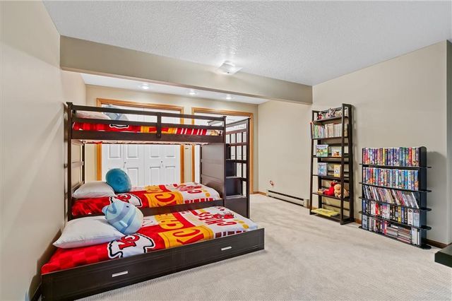 1402 Colony Drive, Kearney, MO 64060