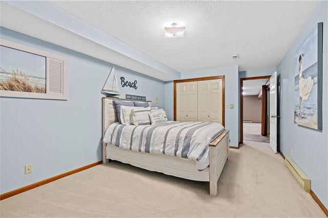 1402 Colony Drive, Kearney, MO 64060
