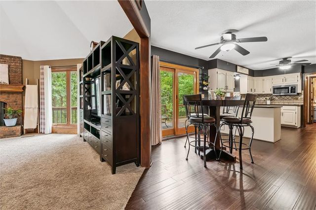 1402 Colony Drive, Kearney, MO 64060
