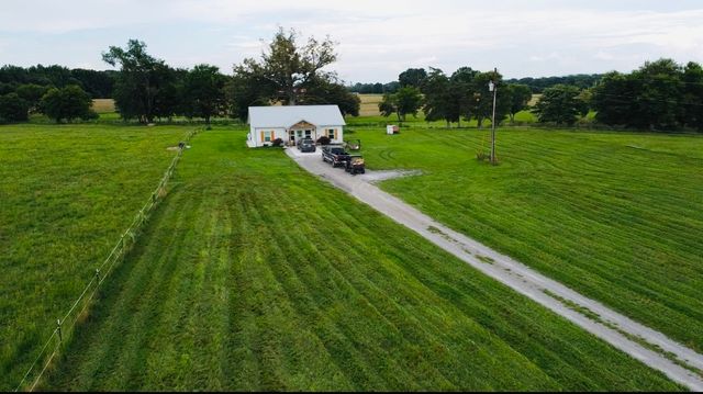 11250 Shelbyville Rd, Morrison, TN 37357