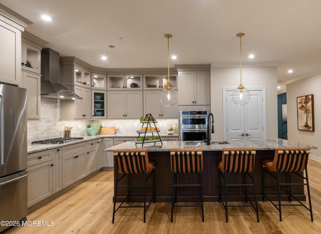 1 American Way, Manalapan, NJ 07726