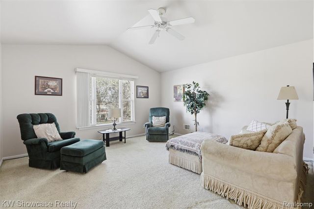 25715 Norfolk Street, Dearborn Heights, MI 48125