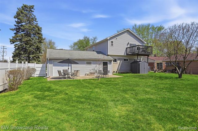 25715 Norfolk Street, Dearborn Heights, MI 48125