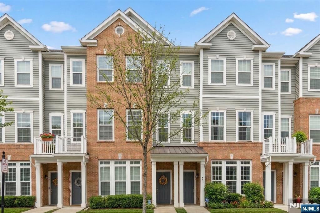 75 Wesmont Drive 1812, Wood Ridge, NJ 07075