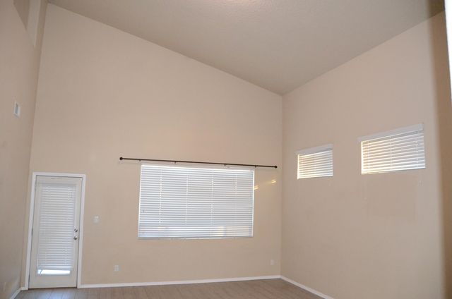 928 Kipuka Drive NW, Albuquerque, NM 87120