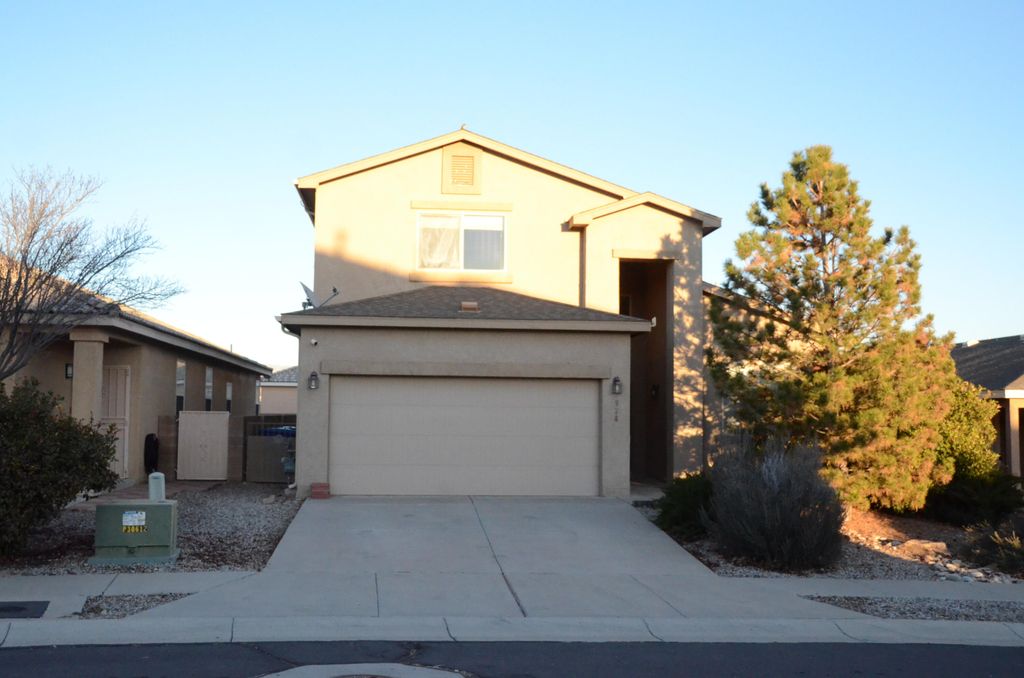 928 Kipuka Drive NW, Albuquerque, NM 87120