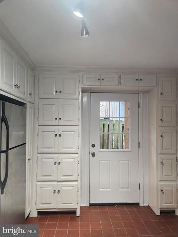 23 E WHEELING ST, Baltimore, MD 21230