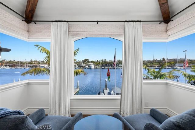 118 Via Lido Nord, Newport Beach, CA 92663