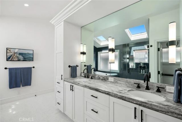 118 Via Lido Nord, Newport Beach, CA 92663