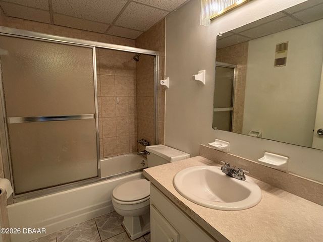 100 Silver Beach Ave Apt 202, Daytona Beach, FL 32118