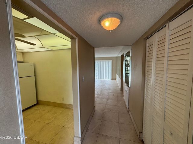100 Silver Beach Ave Apt 202, Daytona Beach, FL 32118