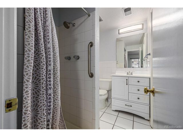 529 S Magnolia Ln, Denver, CO 80224