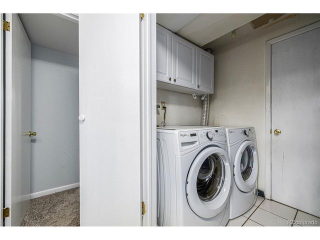 529 S Magnolia Ln, Denver, CO 80224