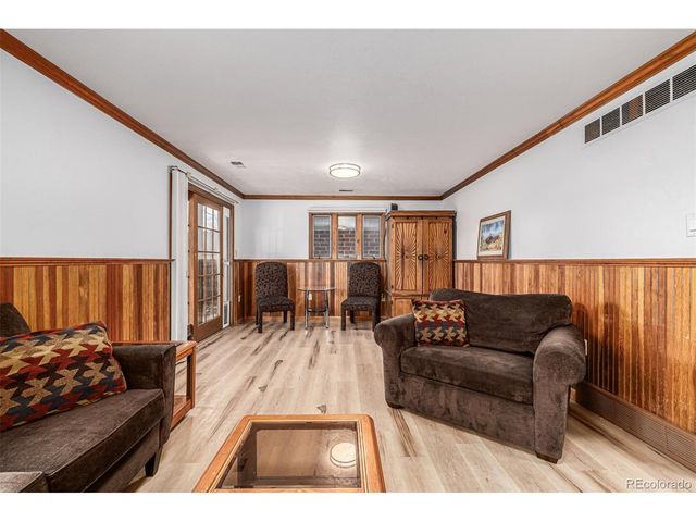 529 S Magnolia Ln, Denver, CO 80224