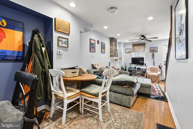 2141 E ALBERT ST, Philadelphia, PA 19125