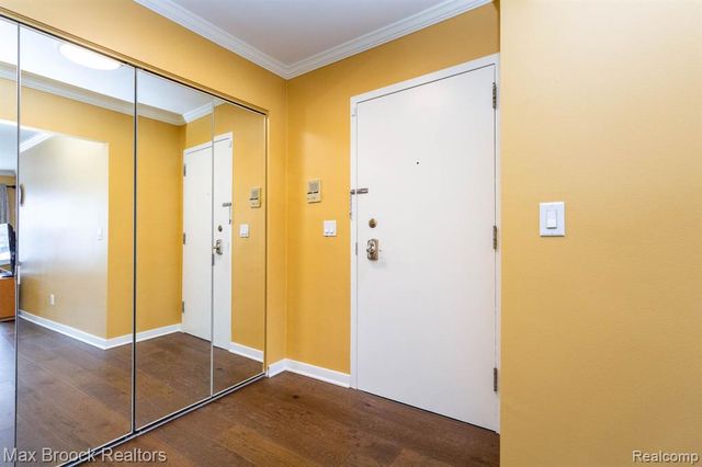 2021 Klingensmith Road 83, Bloomfield Hills, MI 48302