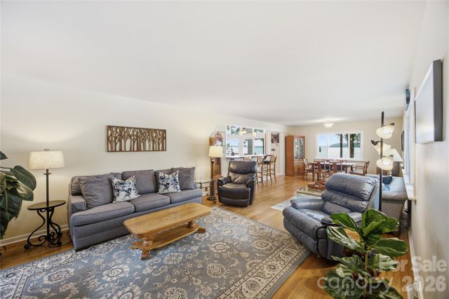 8247 Luckey Point Road, Denver, NC 28037