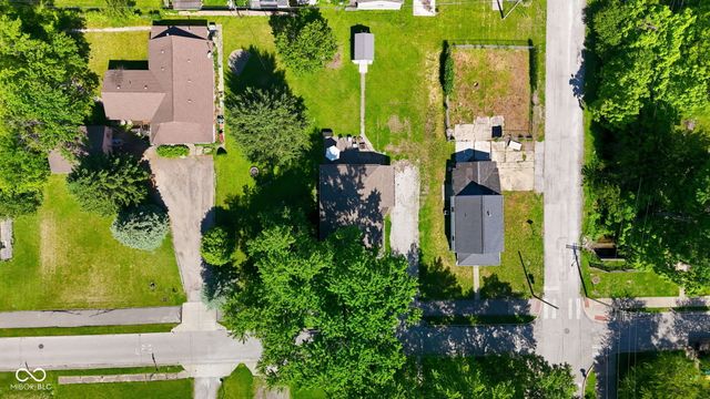 305 N East Street, Plainfield, IN 46168