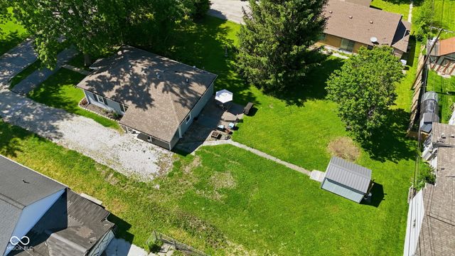 305 N East Street, Plainfield, IN 46168