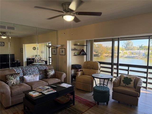 5631 ASHTON LAKE DRIVE 7, Sarasota, FL 34231