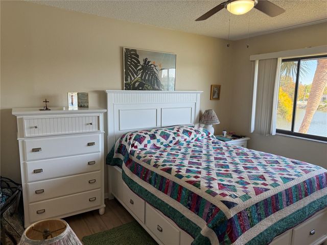 5631 ASHTON LAKE DRIVE 7, Sarasota, FL 34231