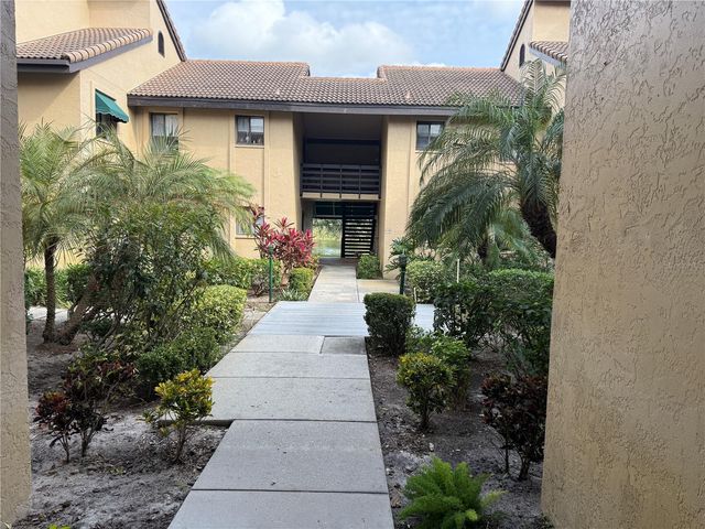 5631 ASHTON LAKE DRIVE 7, Sarasota, FL 34231
