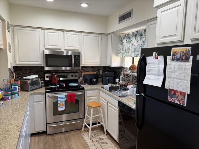 5631 ASHTON LAKE DRIVE 7, Sarasota, FL 34231