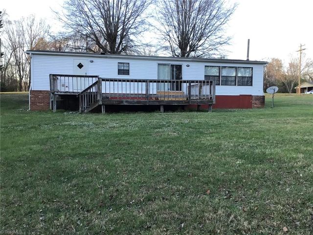 4614 Seward Road, Pfafftown, NC 27040