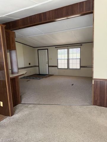 4614 Seward Road, Pfafftown, NC 27040