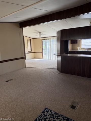 4614 Seward Road, Pfafftown, NC 27040