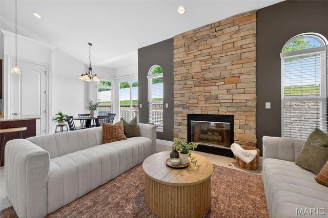 216 Woodland Place Court, St Charles, MO 63303