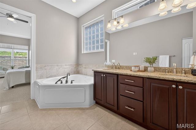 216 Woodland Place Court, St Charles, MO 63303
