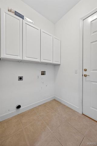 216 Woodland Place Court, St Charles, MO 63303