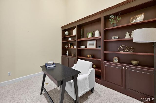 216 Woodland Place Court, St Charles, MO 63303